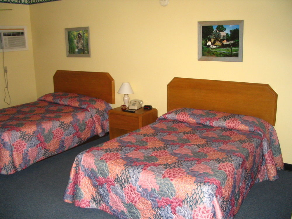 Warrensburg Inn & Suites - 6 Mi To Lake George Kültér fotó