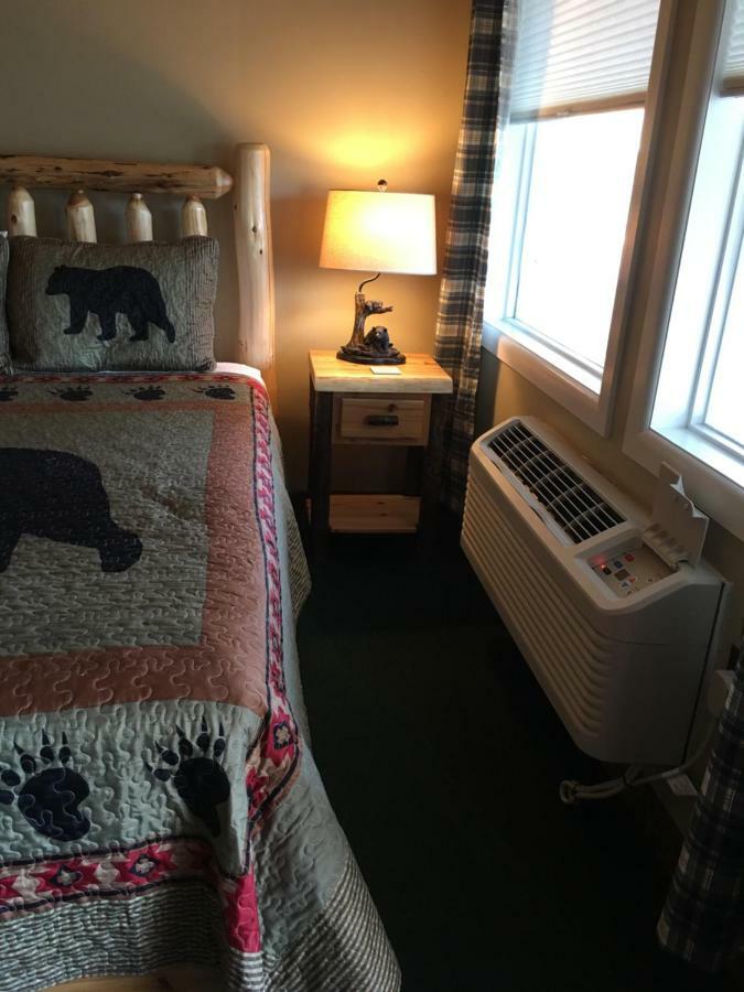 Warrensburg Inn & Suites - 6 Mi To Lake George Kültér fotó